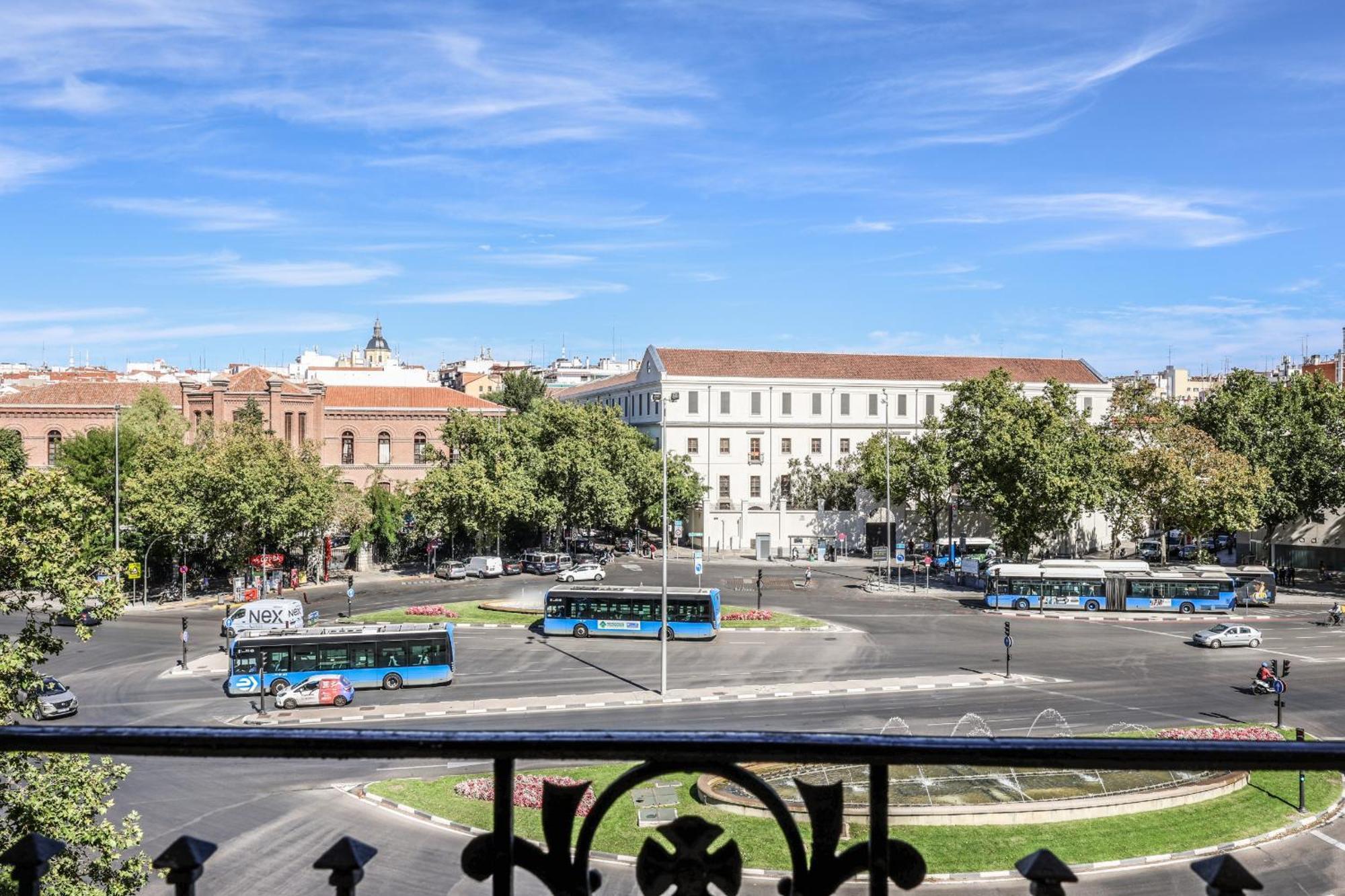 Apartamentos Embajadores II, Madrid